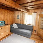 Chalé Weisse Wand Almen *