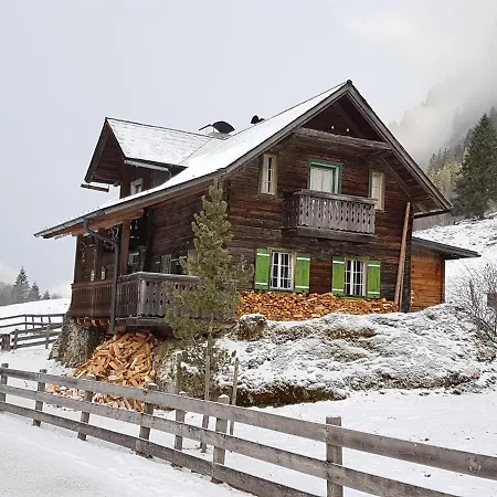 Chalet Weisse Wand Almen Schladming