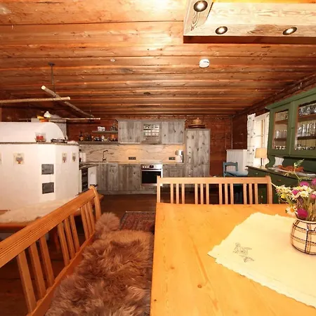 Weisse Wand Almen Chalet Schladming