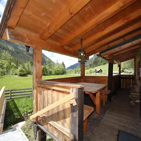 Weisse Wand Almen Chalet