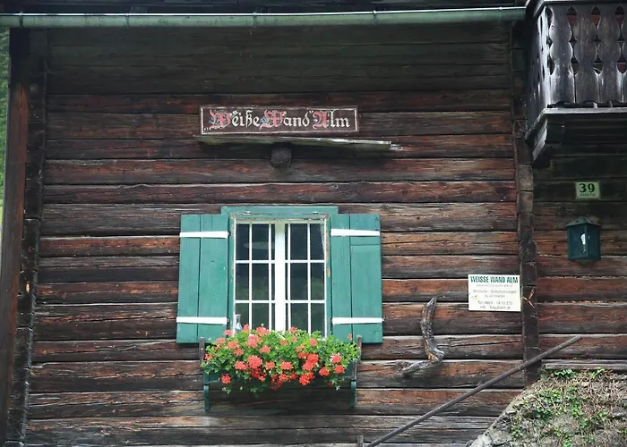 Weisse Wand Almen * שלאדמינג